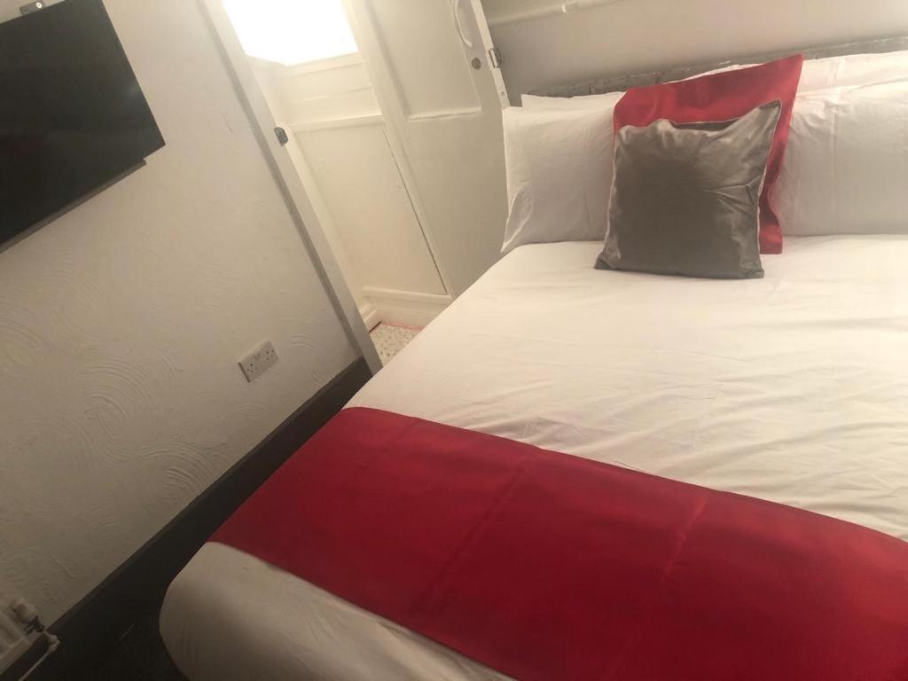 Kirubash Central Pier Hotel Blackpool Dış mekan fotoğraf