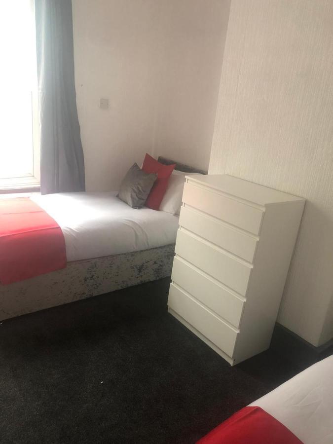 Kirubash Central Pier Hotel Blackpool Dış mekan fotoğraf
