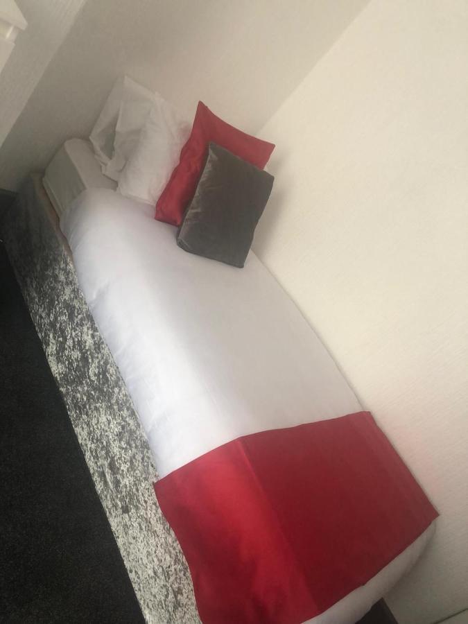Kirubash Central Pier Hotel Blackpool Dış mekan fotoğraf